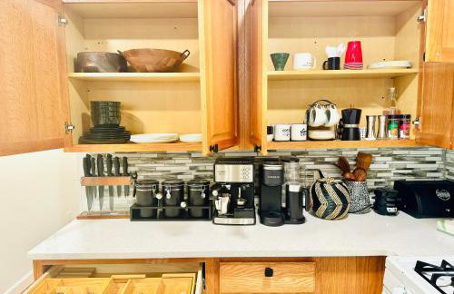 Lux Designer Home with Gaming Rm - Foto 7