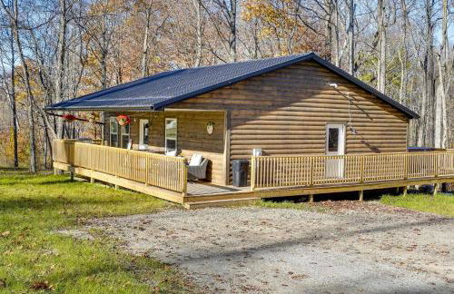 Serene Logan Retreat with Hot Tub and Stargazing Dome - Foto 23