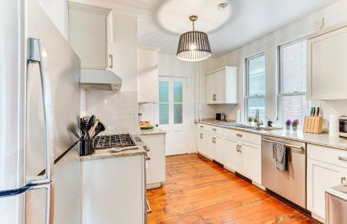 Walk to Hudson River Pet-Friendly Home with Views! - Foto 1