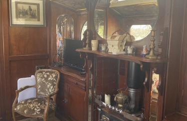 Vintage Showman's Wagon For Two Close to Beach - Foto 6