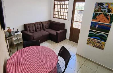 Casa privativa próximo ao centro e aeroporto. - Photo 1