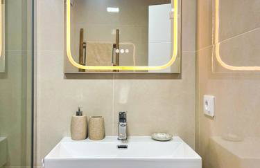 La Caleta Ocean Front Apartment with Sea View & Terrace - Foto 39