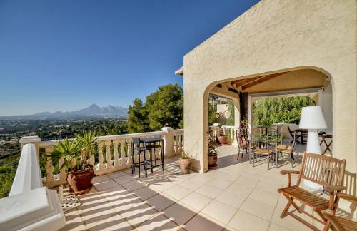 Villa AltaVista with Sea View in Altea Hills - Photo 11