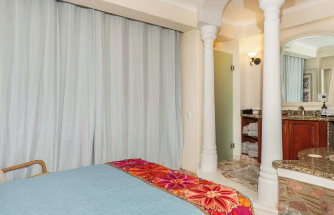 Ocean Front Penthouse Pool Sleeps 8 People - Foto 19