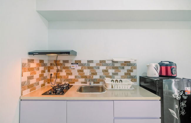 Cozy Stay 2BR Tamansari Mahogany Apartment - Foto 17