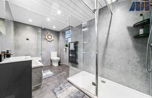 Historic 3 Bed Private Parking Nr Railway Station - Foto 8