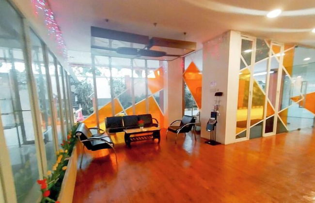 Best Price And Comfortable Living Studio At High Point Serviced Apartment - Photo 2