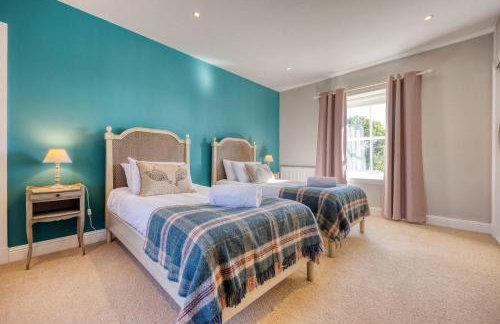 Stunning 4 Bedroom Farmhouse - Foto 29