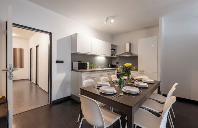 Stylish 3-bedroom apartment with balcony - Foto 7