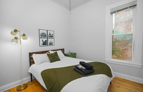 Modern 4BR Unit with Free Parking Near University of Illinois Chicago and Medical District - Foto 2