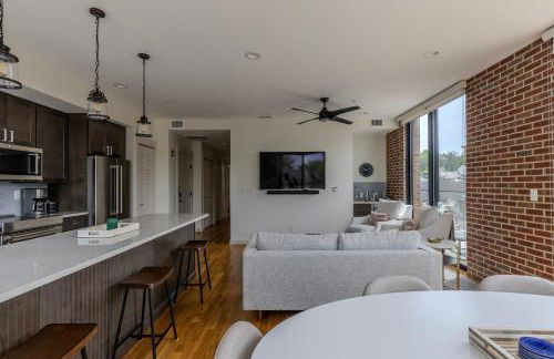 Downtown Princeton Chic - Photo 17