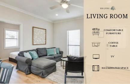 Front Lake Holiday 2BR 1BA Guest Home with Hot Tub - Foto 6