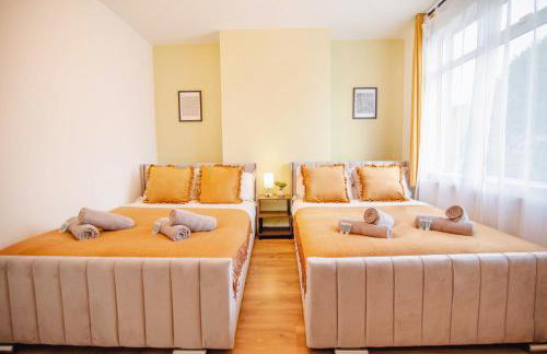 Golden Luxury Retreat 2 Bath Parking 16PPL - Foto 34