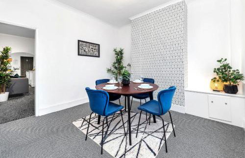 Cozy 2 Bedroom Chorlton House With Parking - Foto 20