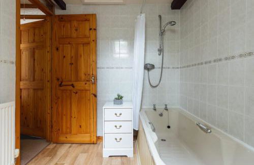 Ash Cottage Escape to Pembrokeshire Cottage with Pool and Sauna - Foto 21