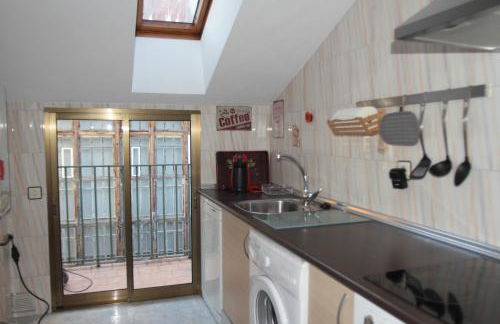 EMILIA -Claudio Moyano - Photo 17