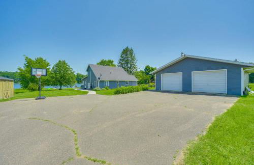 Wet Feet Retreat Year-Round Cabin in Frederic - Foto 31