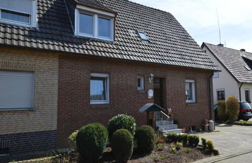 Central Rees Stay for Four - Photo 17