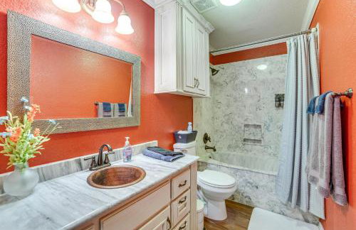 Waterfront Retreat with Dock on Cedar Creek Lake! - Foto 21