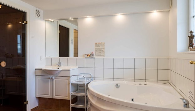 4 Person Holiday Home in Blavand - Foto 3, Tratamientos de spa