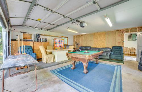 Houghton Lake Area Home with Fire Pit and Yard! - Foto 26