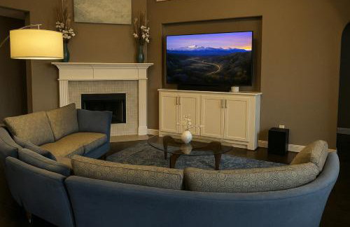 Spacious 4BR Home in Frisco Ideal for Long Stays - Foto 4