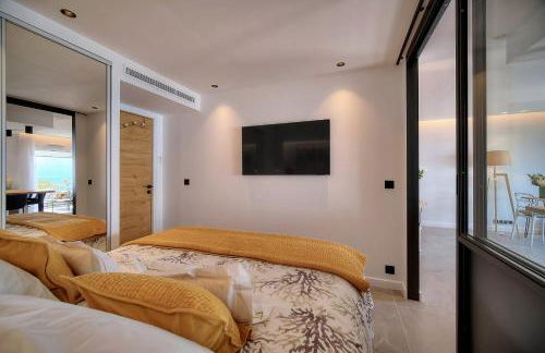 Cannes Luxury Rental - Stunning sea front apartment - Foto 10