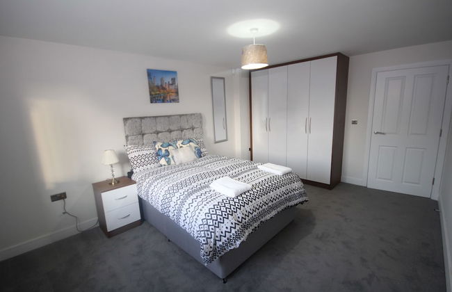 Holden Court - Photo 12