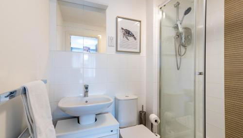 Prime location 3 bed House - Foto 5, Shower