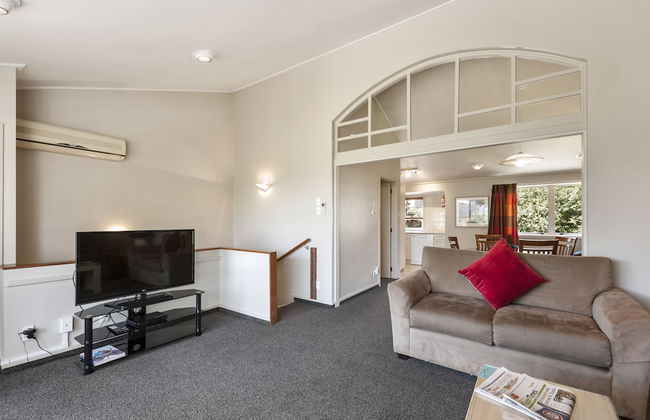 The Village Resort - Photo 5