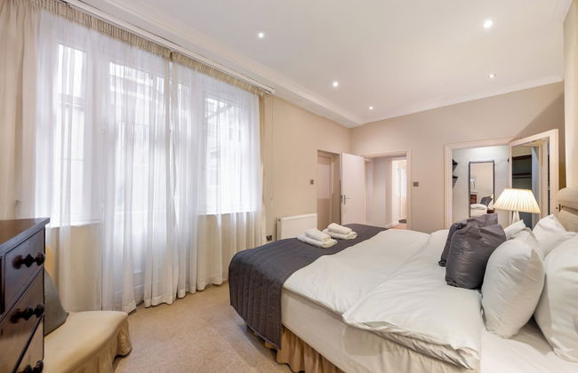 The Hertford Boutique - Foto 29