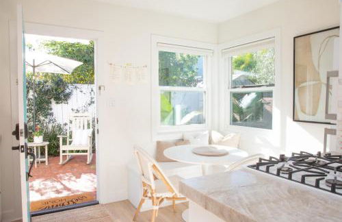 Adorable Octopus Hideaway 2 min walk to the beach! - Foto 8