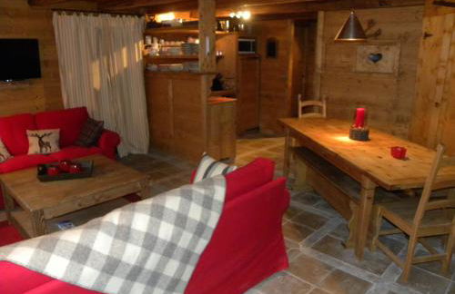 CHALET GRINCH 90m2, 3 Sdb, skis aux pieds, wifi - Foto 2