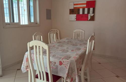 Casa Amarela Pé na Areia Itanhaém - Foto 26