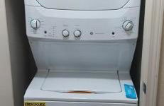 10 miles to Disney World, 2 pools, fitness room, WiFi, balcony, washer, dryer, kitchen - Foto 2