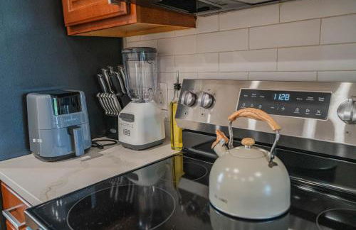 Extensive 2BD - ASU - Sloan Pk - WD - Parking - Sleeps 8 - Foto 36