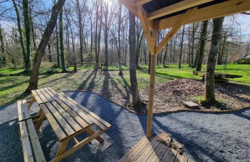 Les Chalets de SAUMUR, Piscine & Parc boisé, 100m du CadreNoir - Foto 34