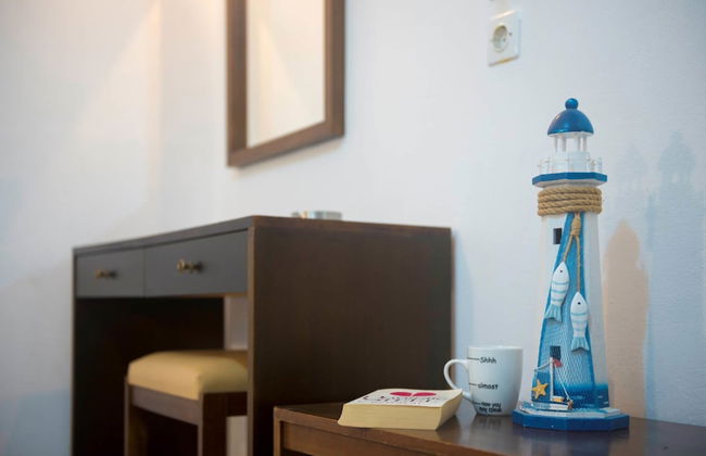 Antonios Hotel - Photo 23