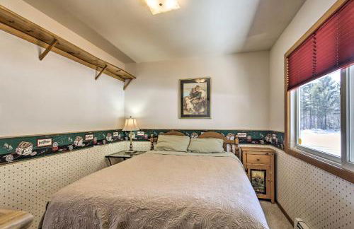 Simple Cranberry and Wine Farm Home with Fire Pit! - Photo 17