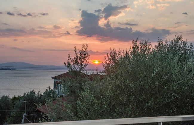 Nina's Villa, Cosy Seaview Retreat - Foto 1