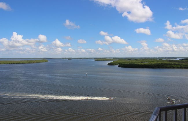 Lovers Key Resort by Check In Vacation Rentals - Photo 14