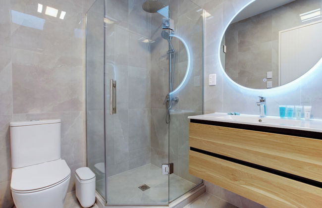 Central Oasis Townhouse with Parking - Photo 41