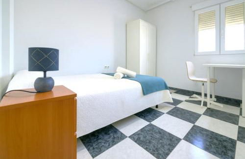 Apartamento Martínez Campos - Playa La Caleta - Foto 23