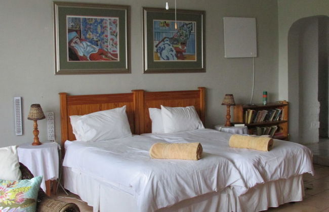 Absolute Leisure Cottages - Photo 12