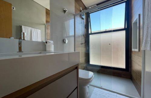 Casa moderna alto padrão em condomínio - Foto 22