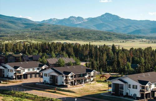 New Luxe Condo - Hot Tub - Minutes to WP! - Fraser - Foto 39