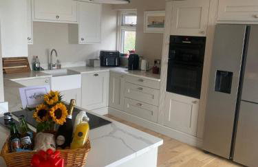 Stunning Beach House Indoor Pool - Foto 28