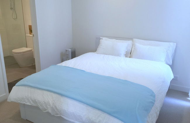 Brand New Stunning Home with Garden - Foto 2