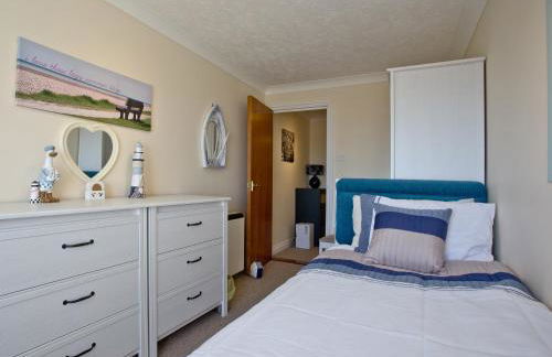 Steps From The Shore - Photo 12