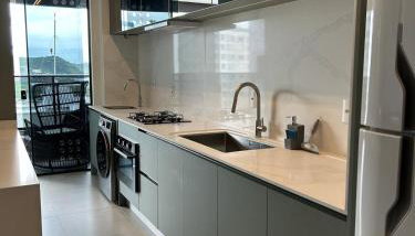 Apartamento 100m da Praia Brava - Itajaí - Foto 4